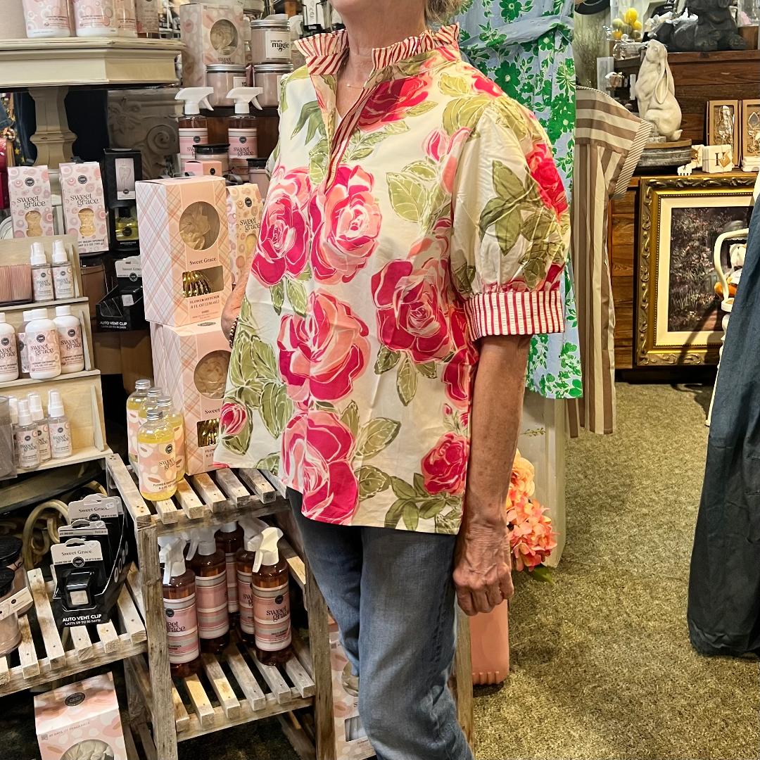 Short Sleeve Floral Pattern Top with Ruffled Neckline