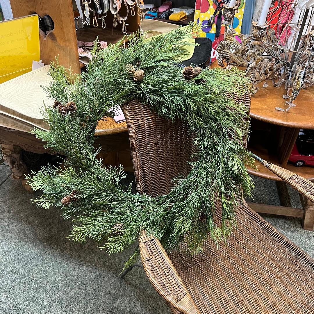 Cedar Pinecone Wreath 26"