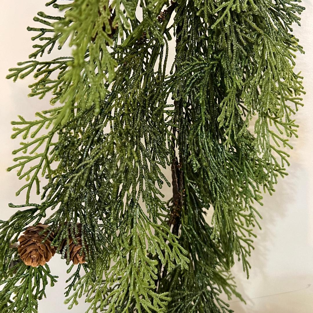 Long Cedar & Pinecone Garland 6ft