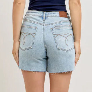 Judy Blue Mid Rise Rigid Magic Dad Shorts DBL Pocket