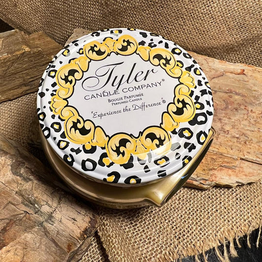 Fleur De Lis Candles and Melts (Different Sizes Available)