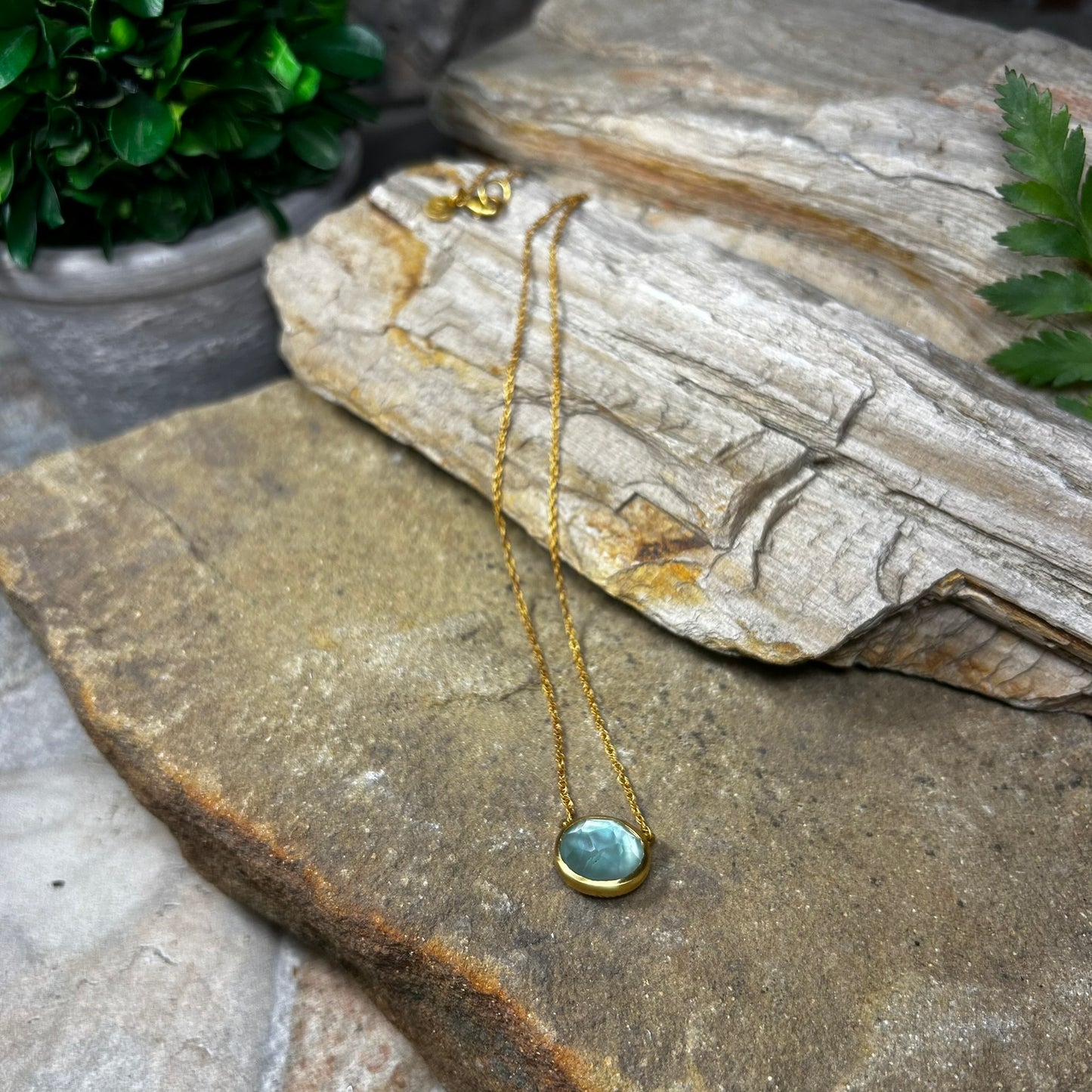 Aquamarine Nassau Solitaire Necklace