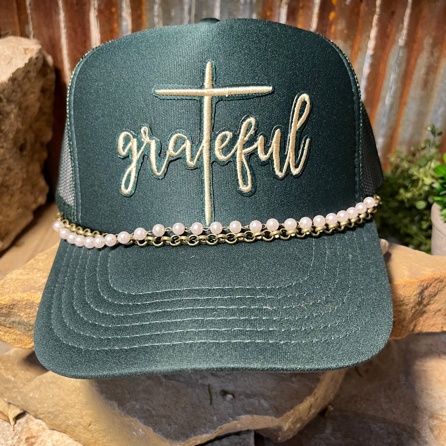 Green graTeful Embroidered Patch Trucker Cap
