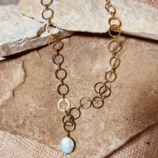 Round Ring Chain Necklace with Mother of Pearl Drop
