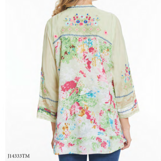 Embroidered Front Floral Printed Back 3/4 Sleeve Tunic