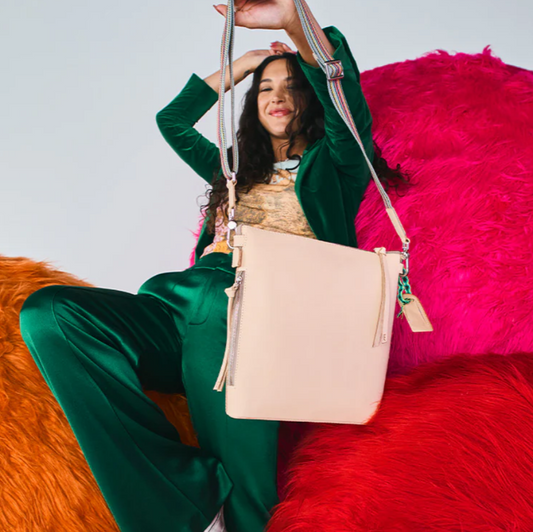 Diego Tour Crossbody