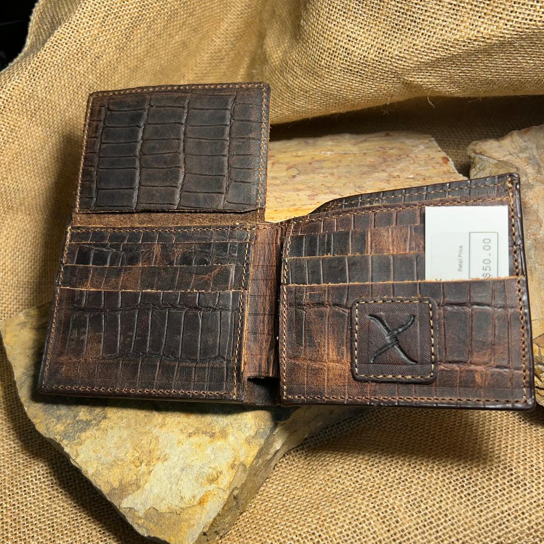 Bi-Fold Gator Embossed Leather Wallet