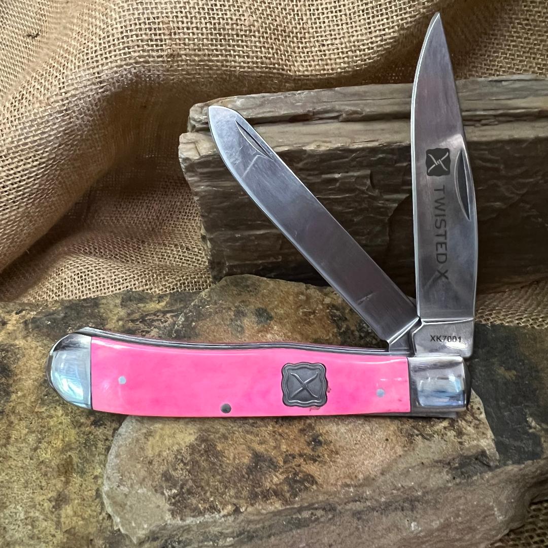 Closed Pink Trapper Pocket Knife