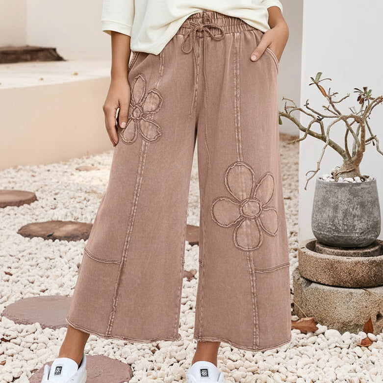 Floral Patch Mineral Washed Terry Knit Cropped Pants