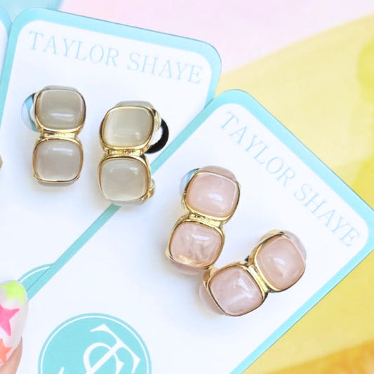 Pippa Hoop Earrings (pink or white)