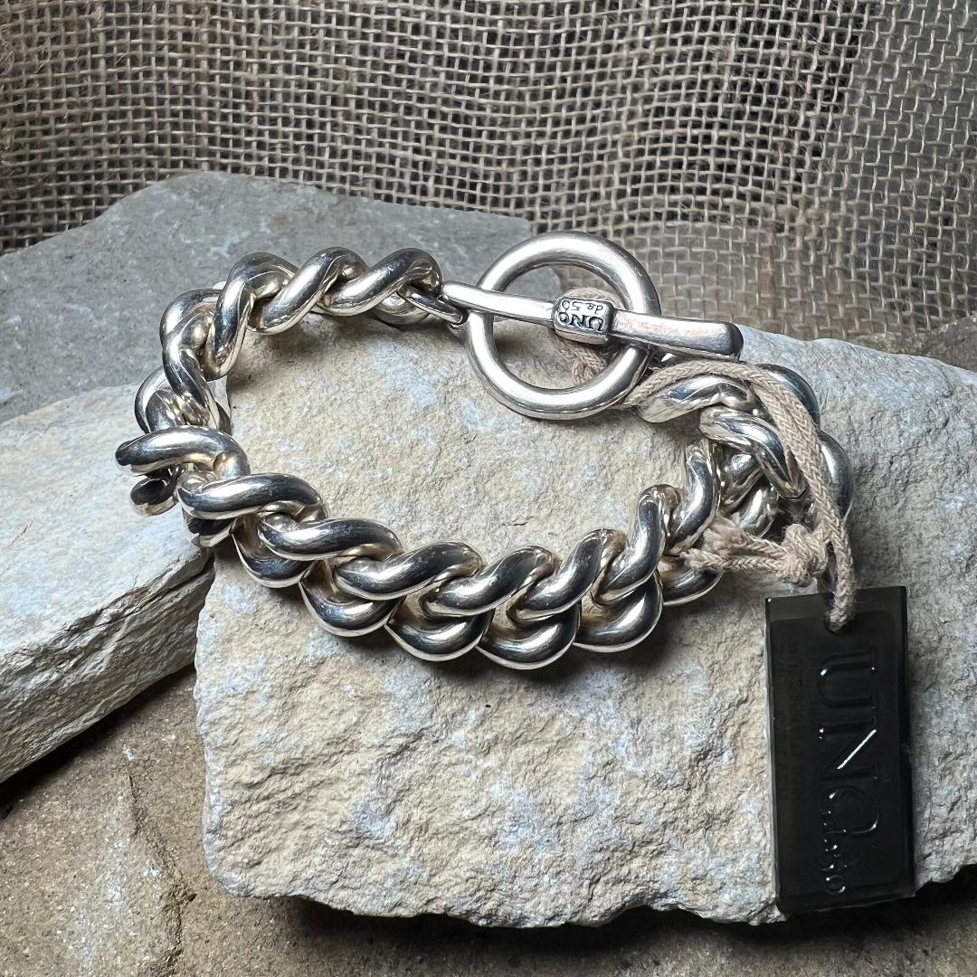 Unisex Charismatic Silver Electric Bracelet