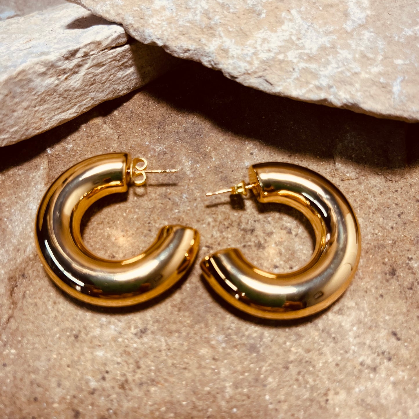Mae Hoop Earrings