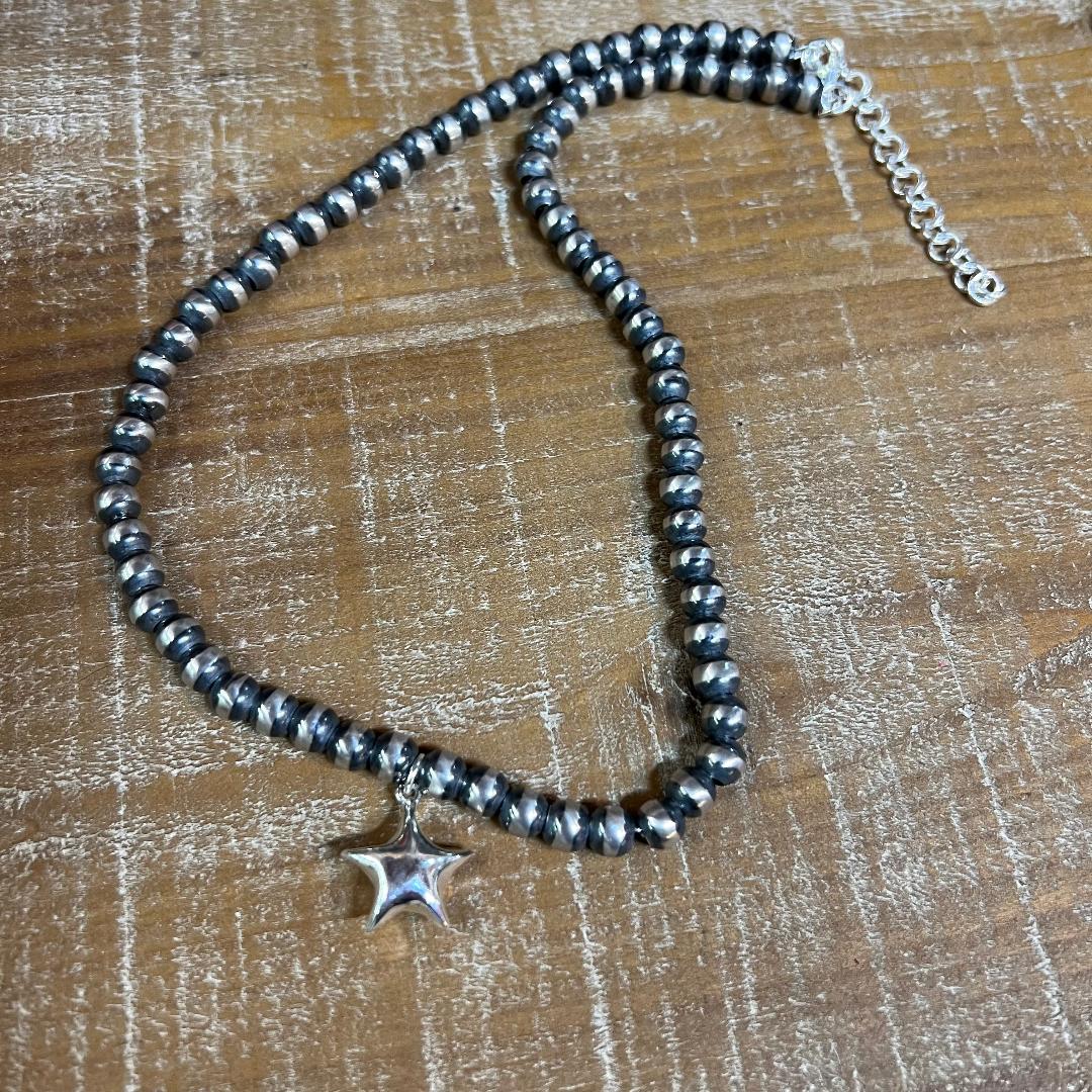 Navajo Pearl 16-inch with Star Pendant Necklace