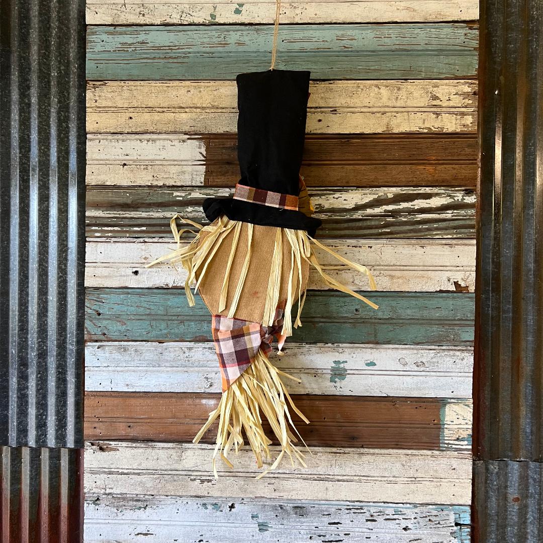 Hanging Scarecrow Head with Top Hat