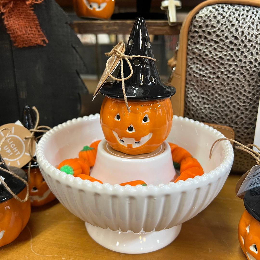 Cheerful Jack-O-Lantern Pumpkin "LIGHT UP Sitter"