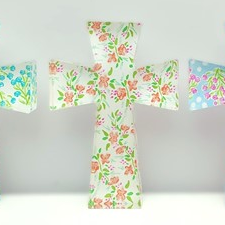 4x.8x6" Cutout Acrylic Table Cross, Floral, 4 assorted
