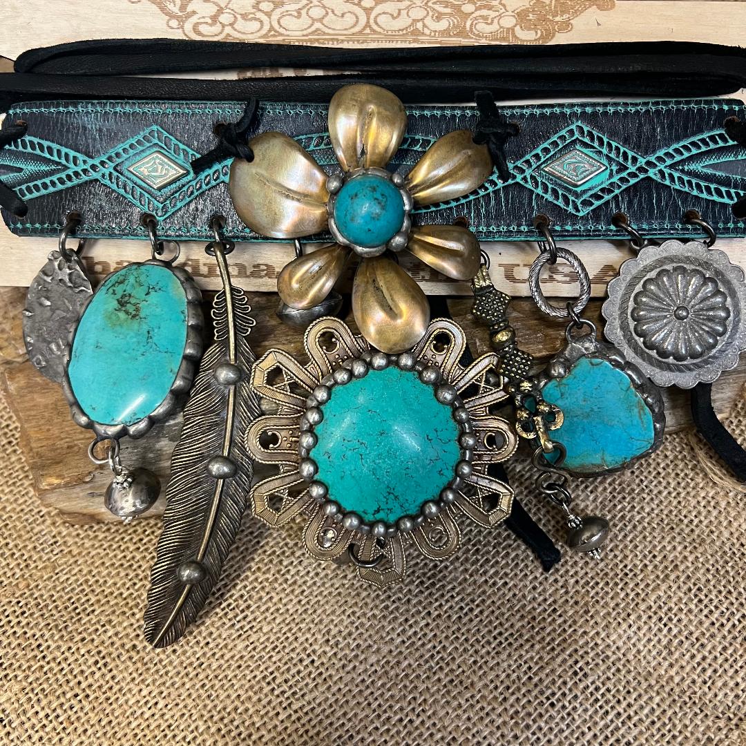 Gorgeous Statement Turquoise Daisy and Feather Adjustable Choker