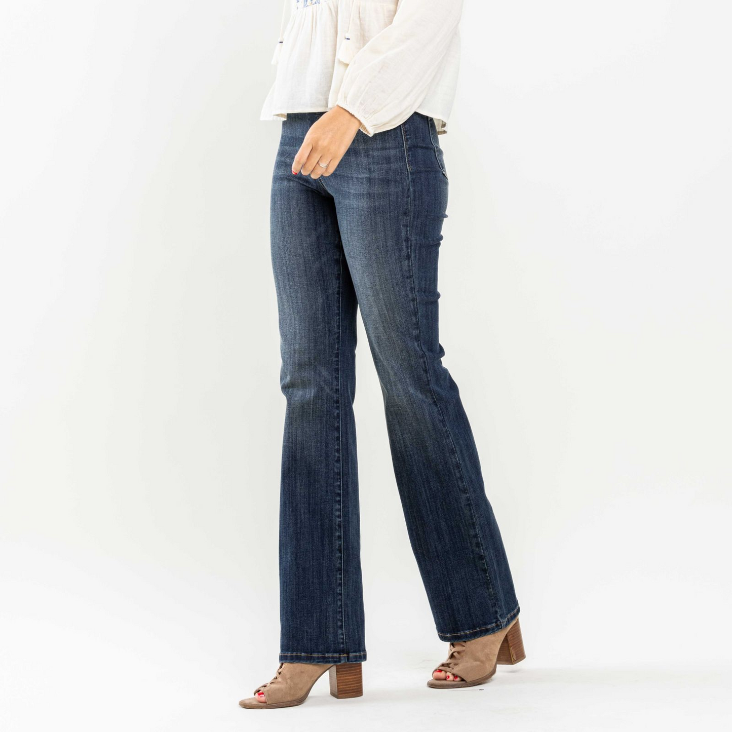 High Waisted Vintage Pull on Slim Boot Cut Jeans