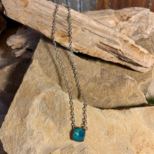 Turquoise Stone and Silver Chain Necklace