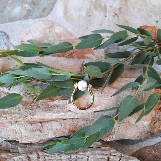 Full Pearl Moon Gold Ring