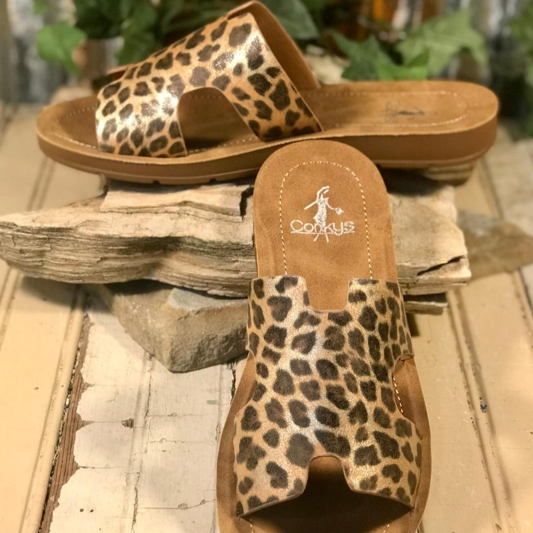 BOGALUSA Gold Leopard Slide/Sandals