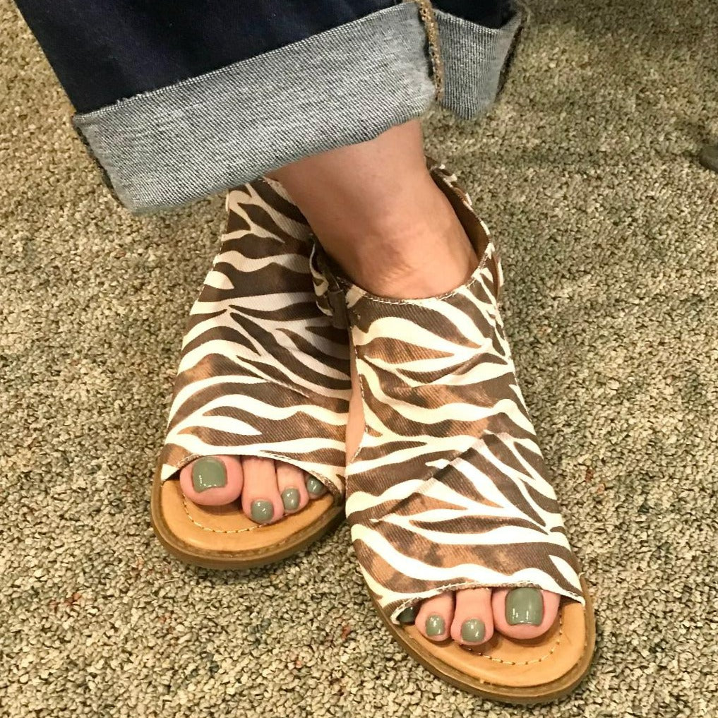 BYEA Zebra Micro Wedge Sandal