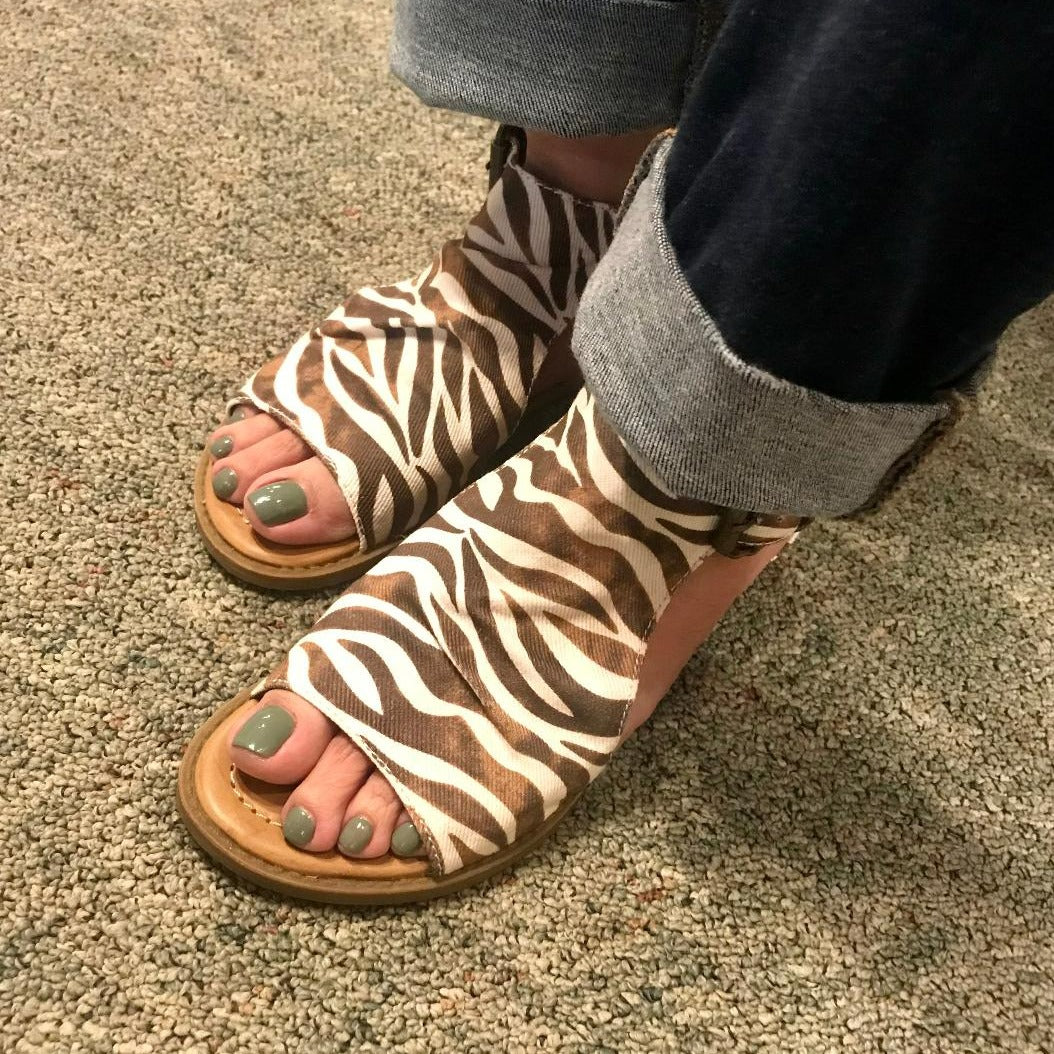 BYEA Zebra Micro Wedge Sandal