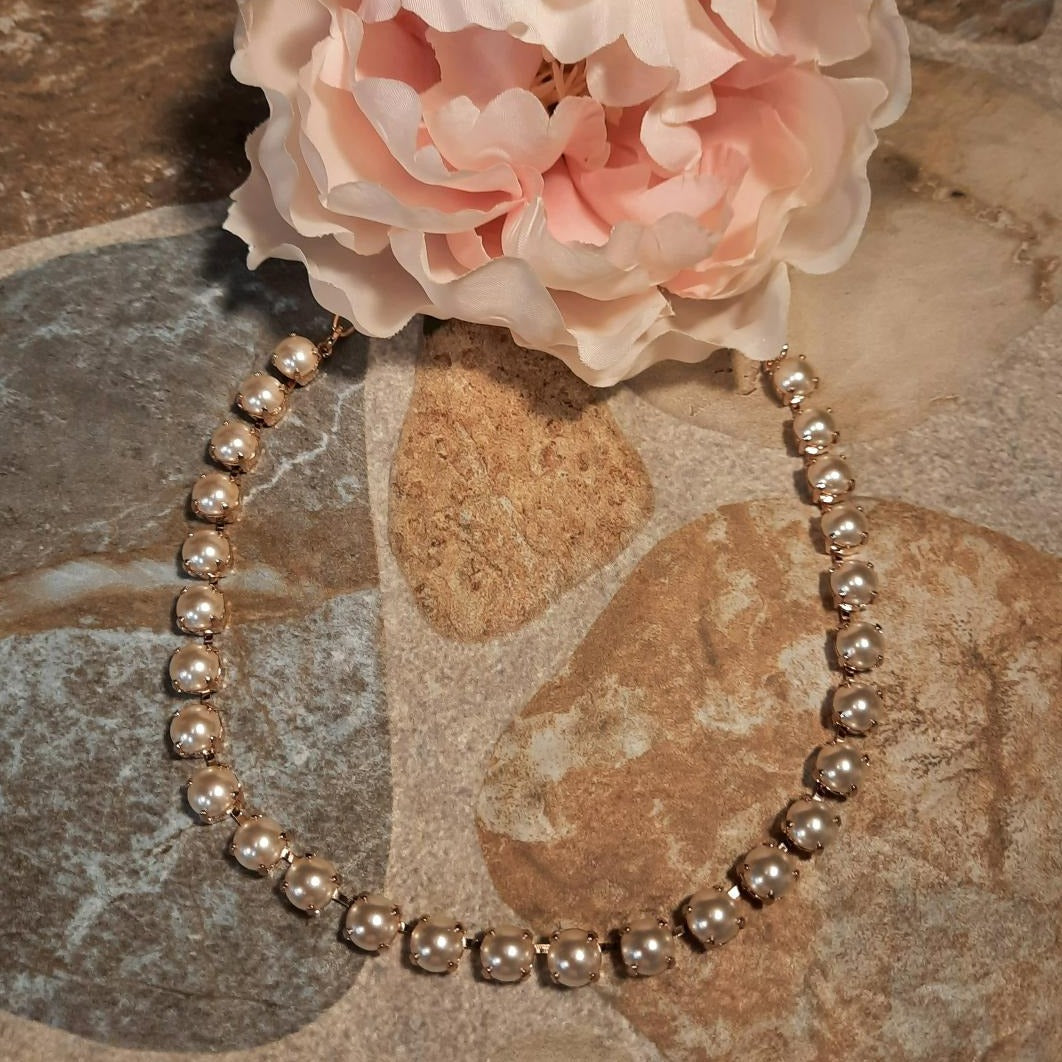 Round Pearl Rose Gold Necklace