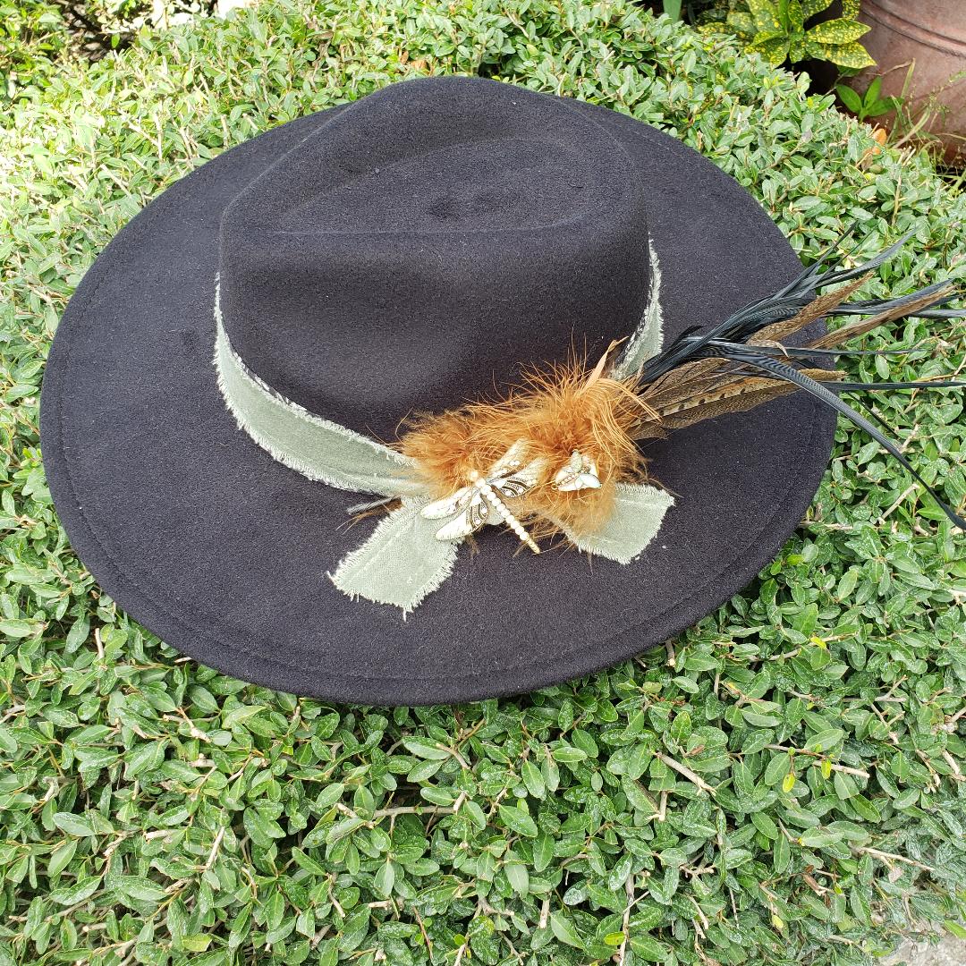 Dragonfly Felt Black Hat